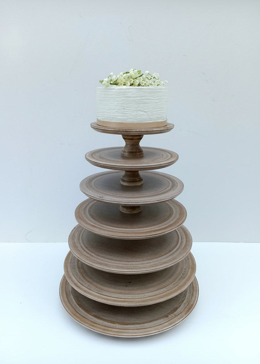 Macaron Etagere Turm Stand handgefertigt aus Holz 7 Etagen Farbe Muskat