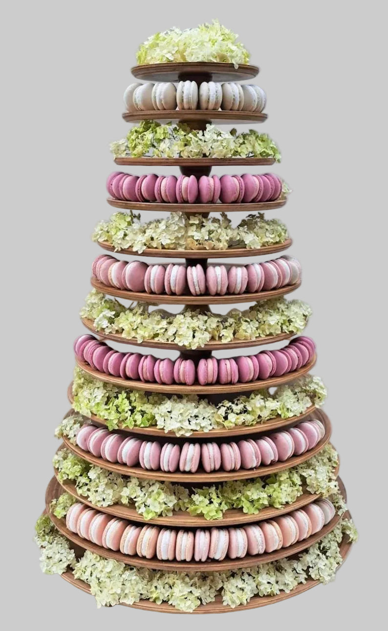 Macaron Etagere Turm Stand handgefertigt aus Holz 13 Etagen Farbe Muskat