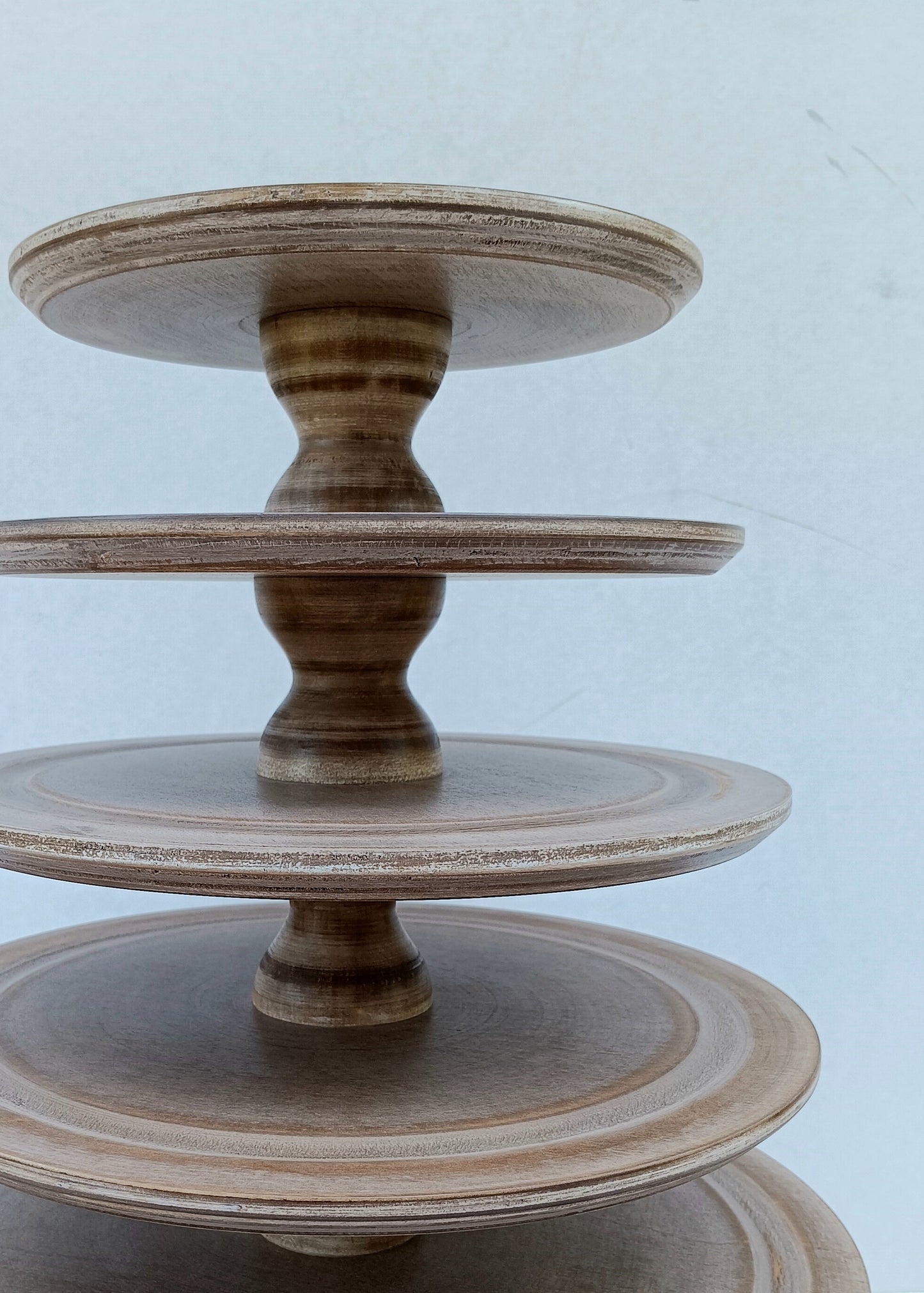 Macaron Etagere Turm Stand handgefertigt aus Holz 7 Etagen Farbe Muskat